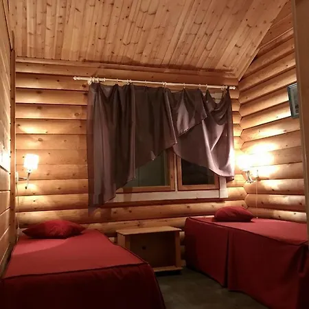 Chalet Petajalinna. The Lake House. Jämsä